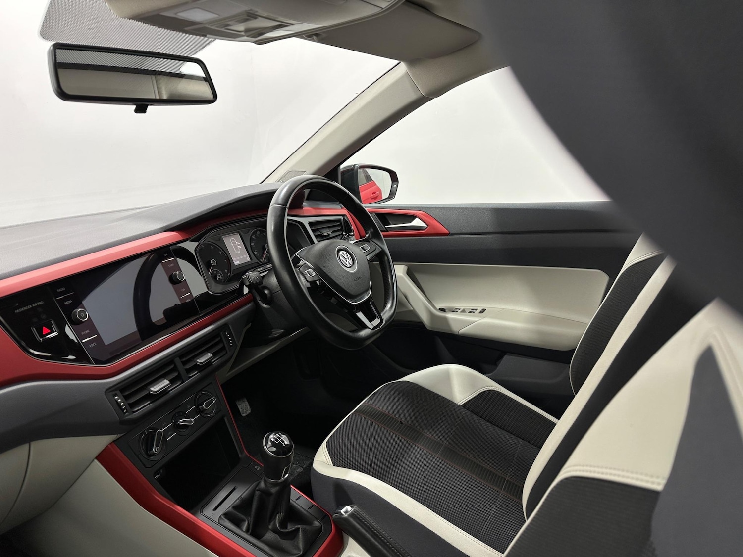 Used Volkswagen Polo 2020 for sale - 76878546: Photo 25