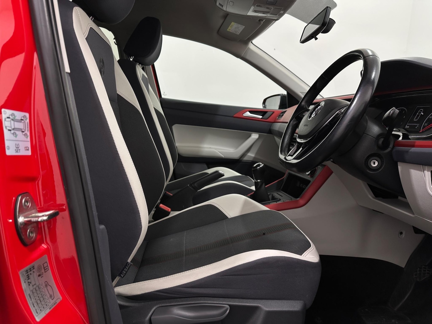 Used Volkswagen Polo 2020 for sale - 76878546: Photo 26