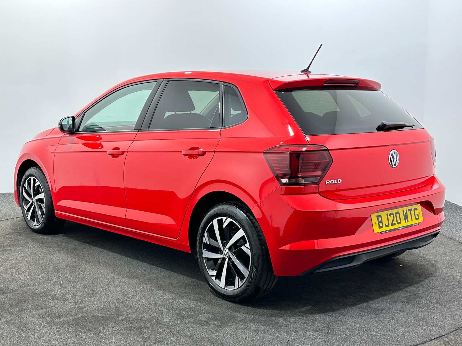 Used Volkswagen Polo 2020 for sale - 76878546: Photo 6