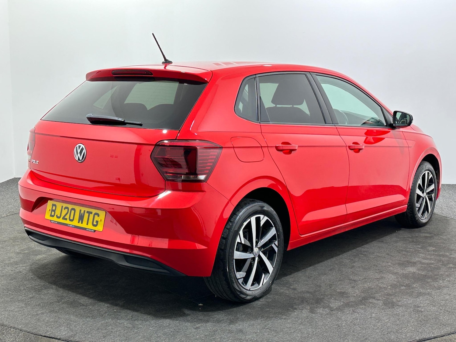 Used Volkswagen Polo 2020 for sale - 76878546: Photo 8