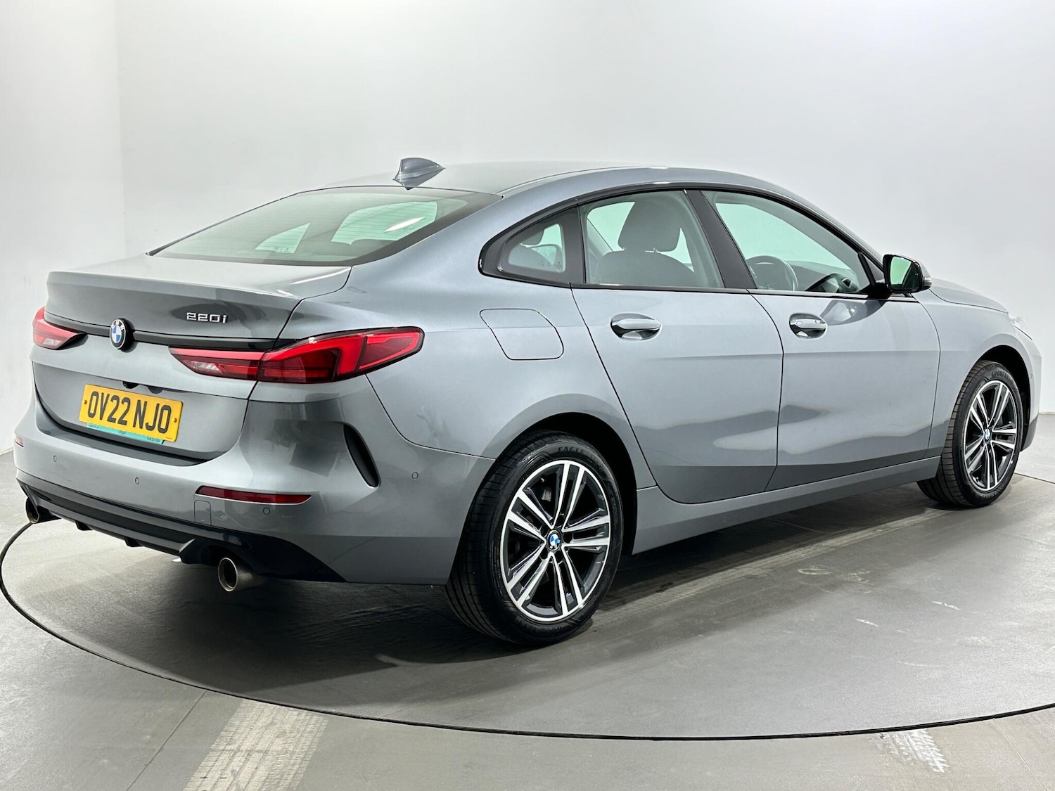 Used BMW 2 Series 2022 for sale - 77909200: Photo 8