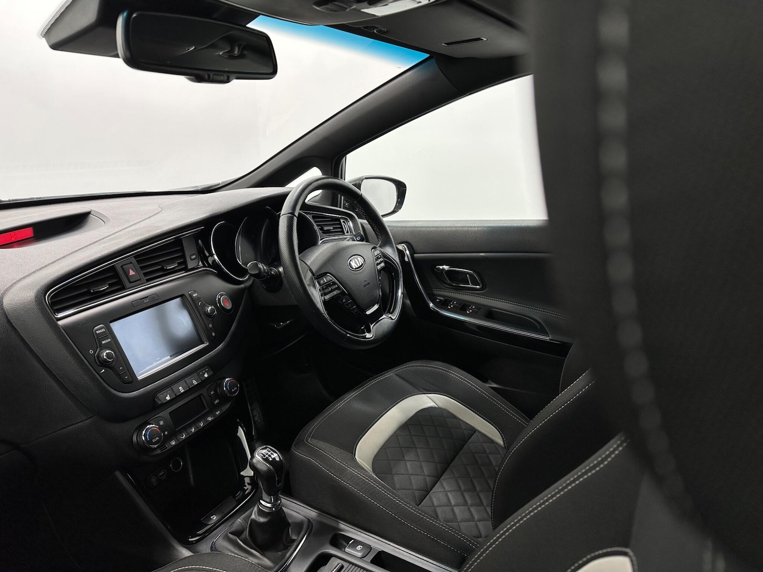 Used Kia Ceed 2018 for sale - 77377381: Photo 31