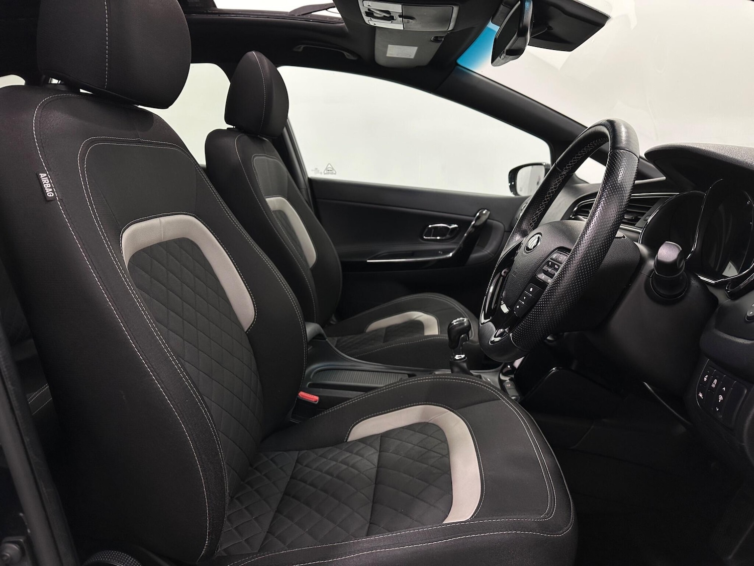 Used Kia Ceed 2018 for sale - 77377381: Photo 32