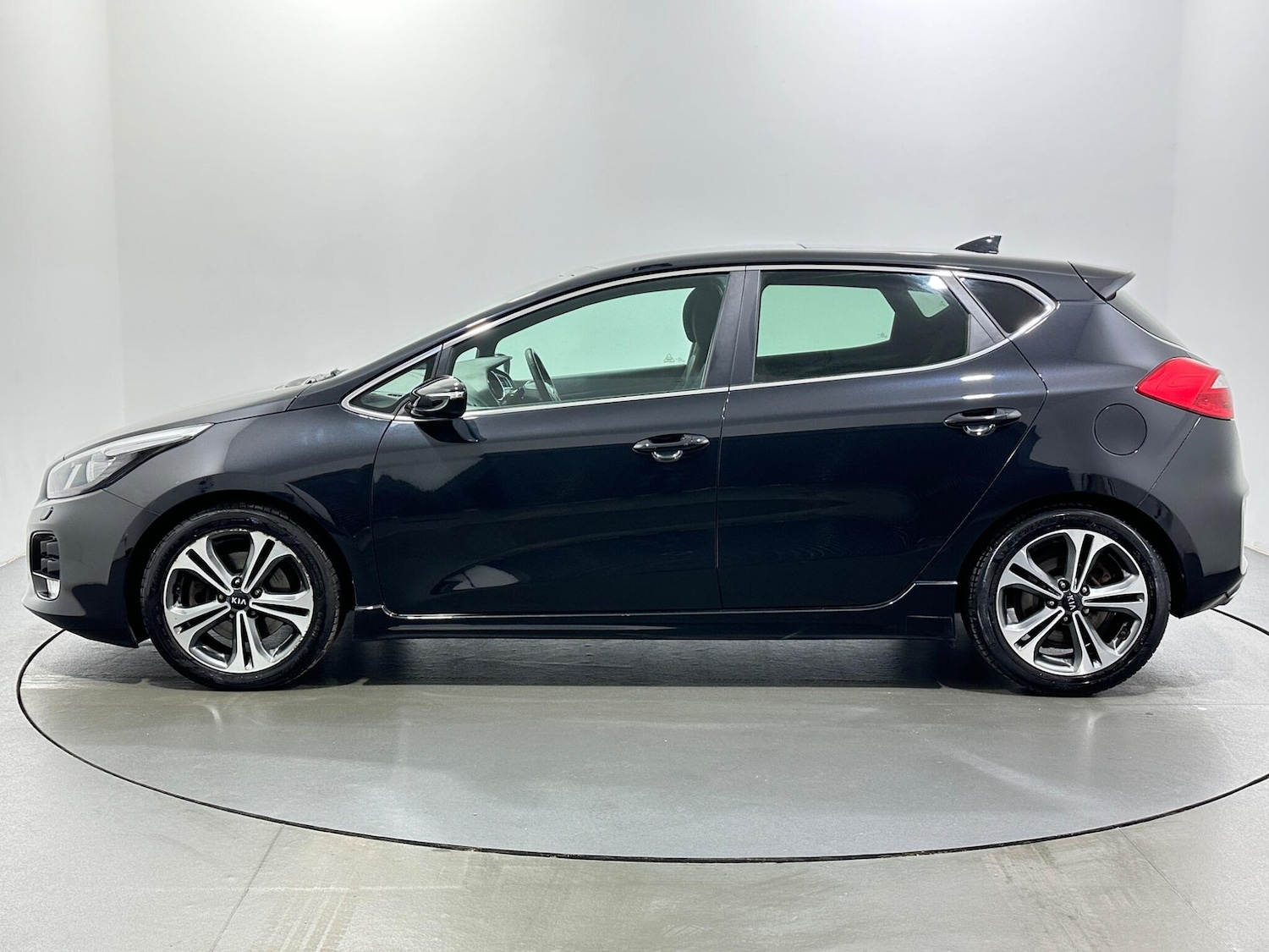 Used Kia Ceed 2018 for sale - 77377381: Photo 5