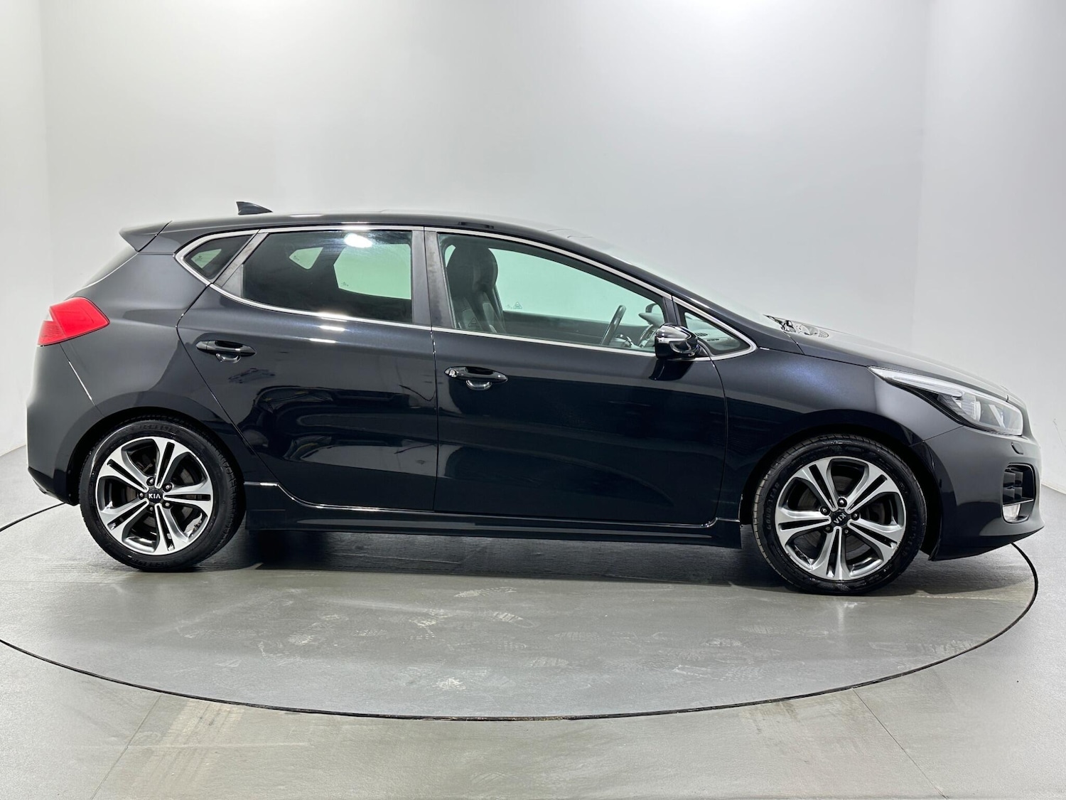 Used Kia Ceed 2018 for sale - 77377381: Photo 9