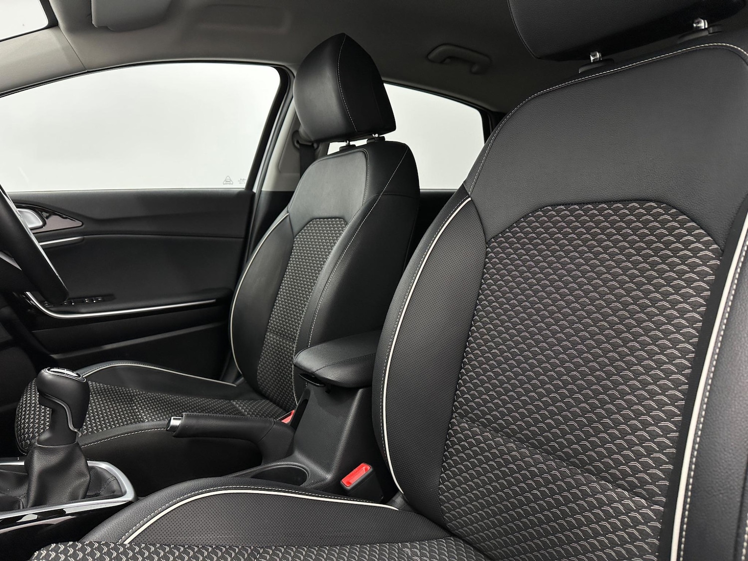 Used Kia Ceed for sale - 78205453: Photo 34