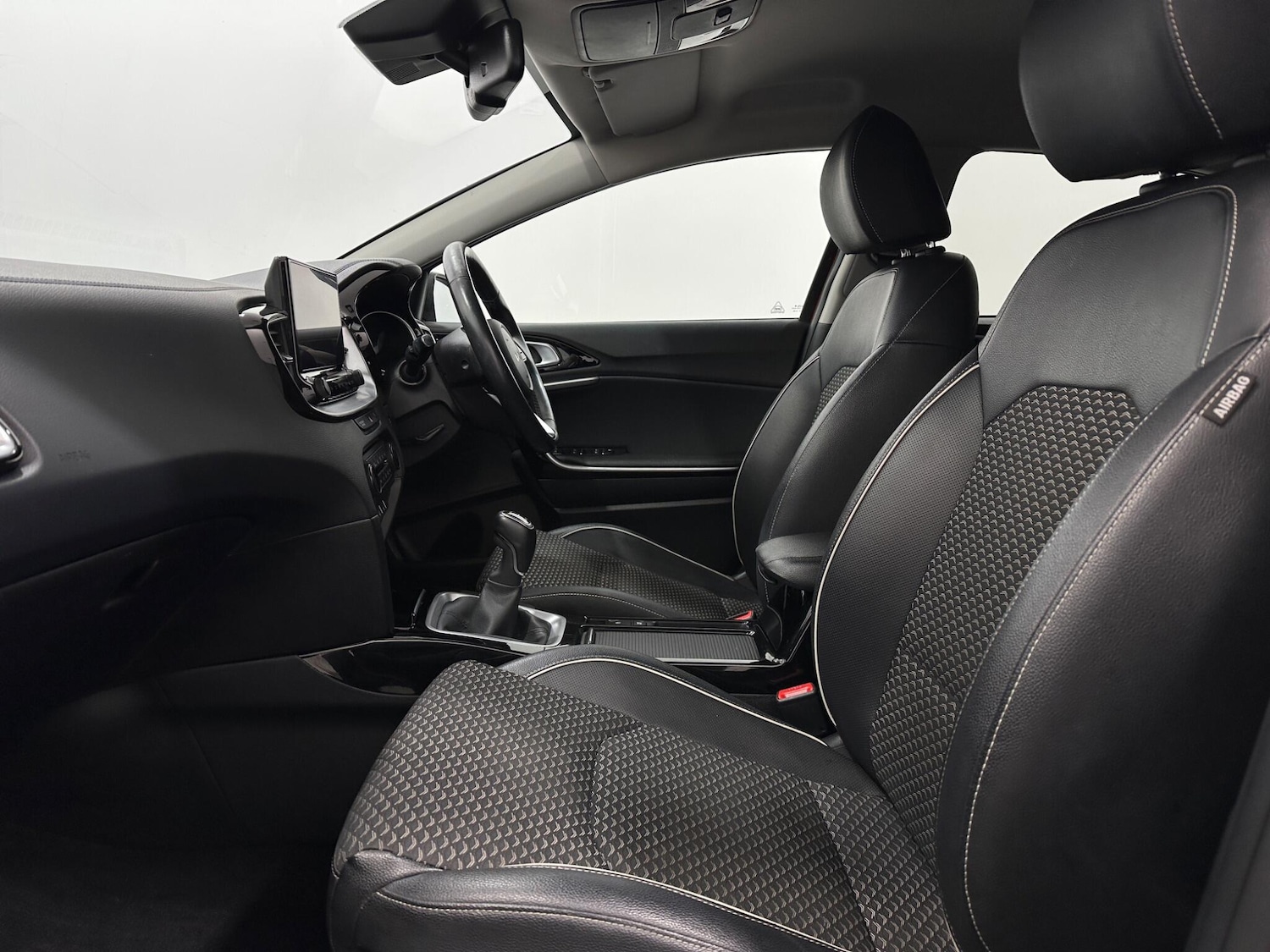 Used Kia XCeed 2022 for sale - 78100448: Photo 35