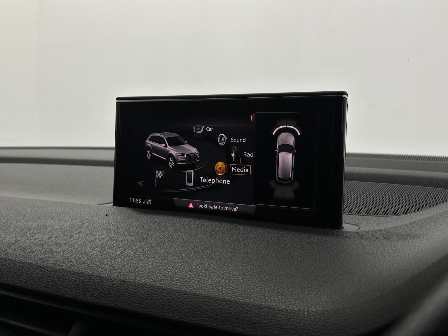 Used Audi Q7 2018 for sale - 76878872: Photo 24