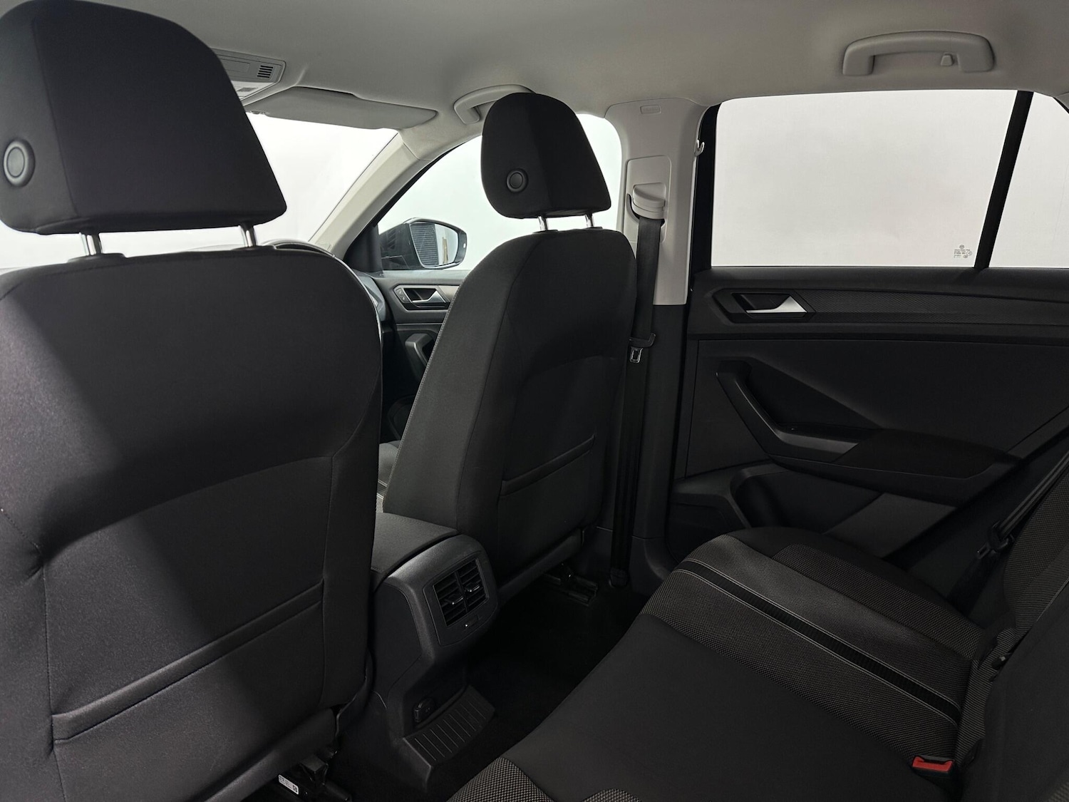 Used Volkswagen T-Roc 2018 for sale - 77564849: Photo 38