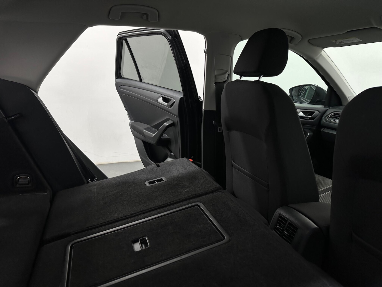 Used Volkswagen T-Roc 2018 for sale - 77564849: Photo 46