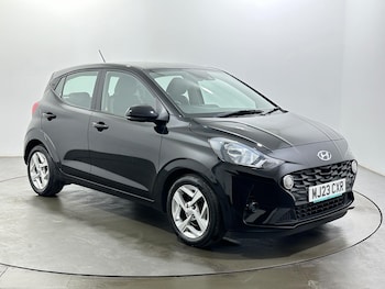 Used Hyundai i10 2023 for sale - 79401103: Photo