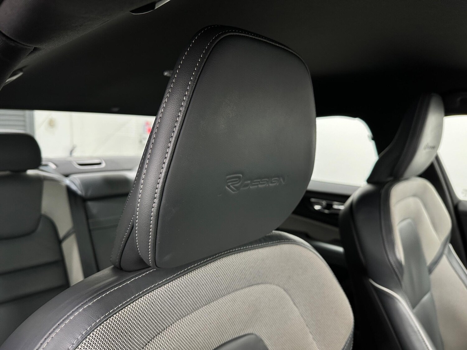 Used Volvo S60 2019 for sale - 77853902: Photo 34