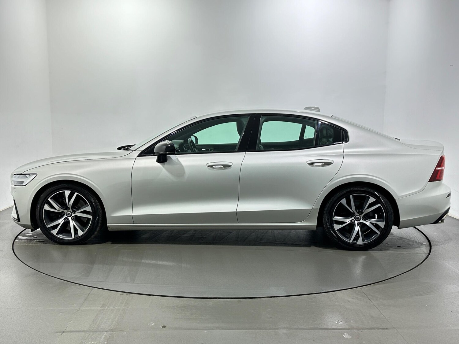 Used Volvo S60 2019 for sale - 77853902: Photo 6