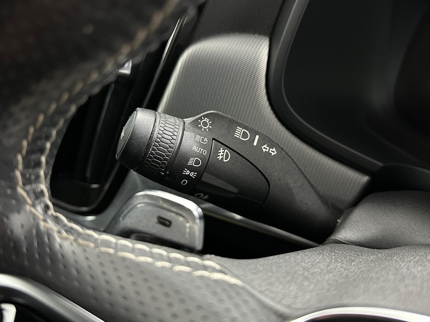 Used Volvo S90 2019 for sale - 76878501: Photo 13