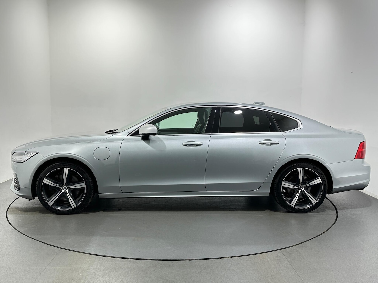 Used Volvo S90 2019 for sale - 76878501: Photo 5
