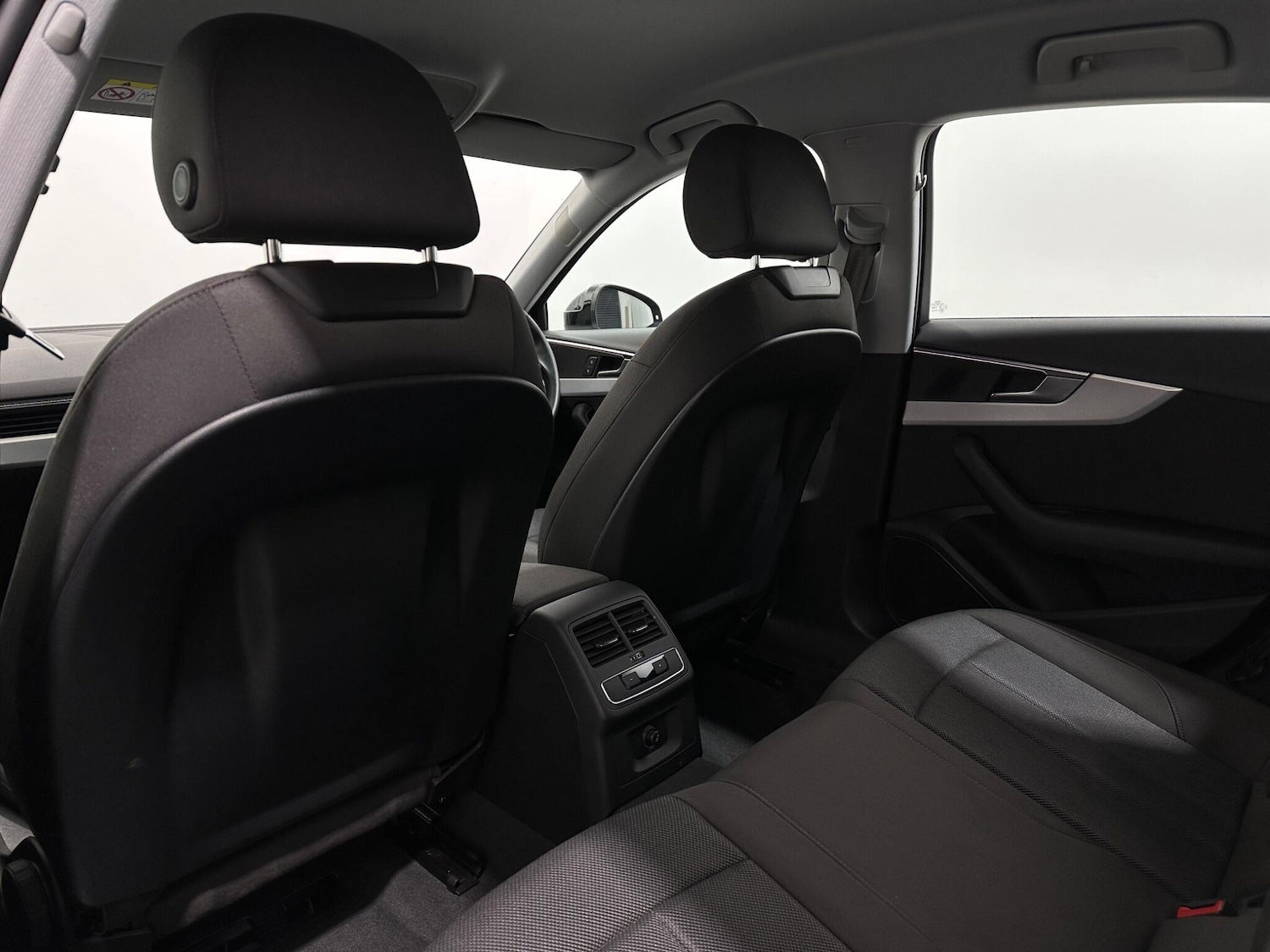 Used Audi A4 2021 for sale - 77331397: Photo 37