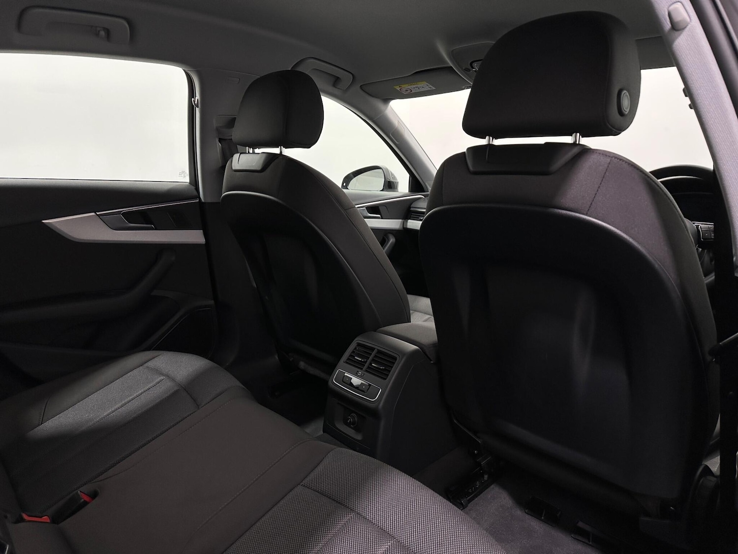 Used Audi A4 2021 for sale - 77331397: Photo 41