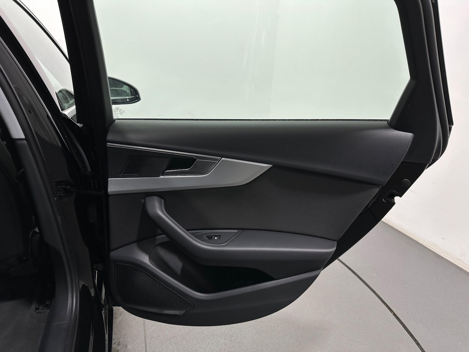 Used Audi A4 2021 for sale - 77331397: Photo 43