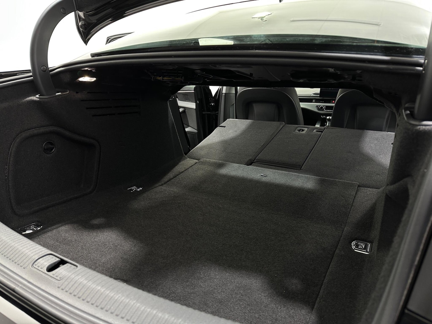 Used Audi A4 2021 for sale - 77331397: Photo 45