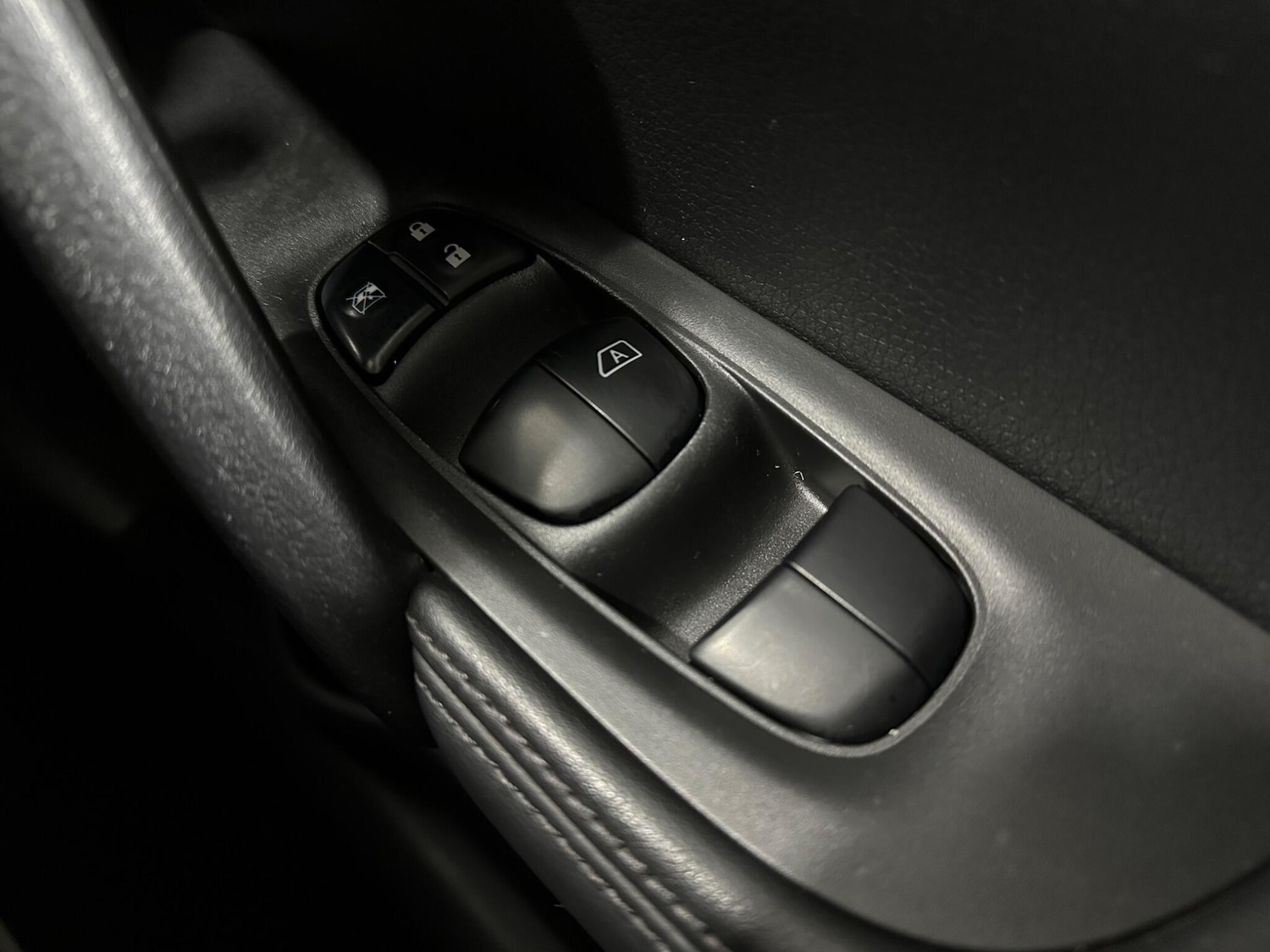 Used Nissan X-Trail 2018 for sale - 76878877: Photo 18