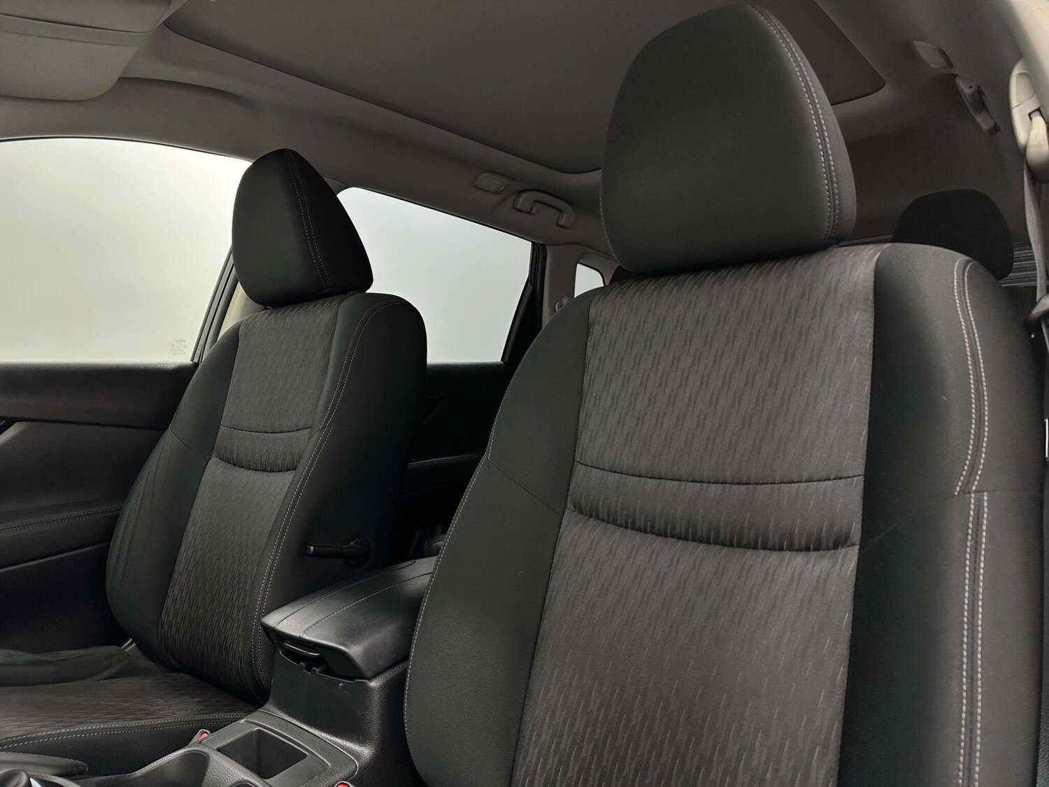 Used Nissan X-Trail 2018 for sale - 76878877: Photo 32