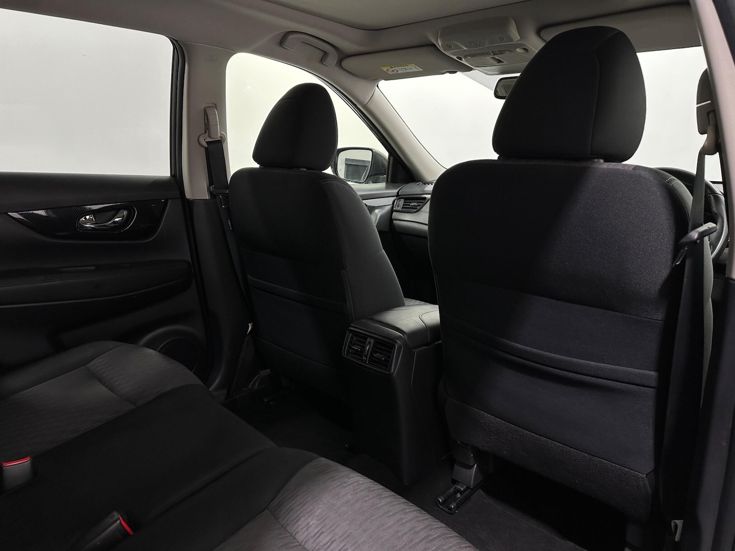 Used Nissan X-Trail 2018 for sale - 76878877: Photo 37