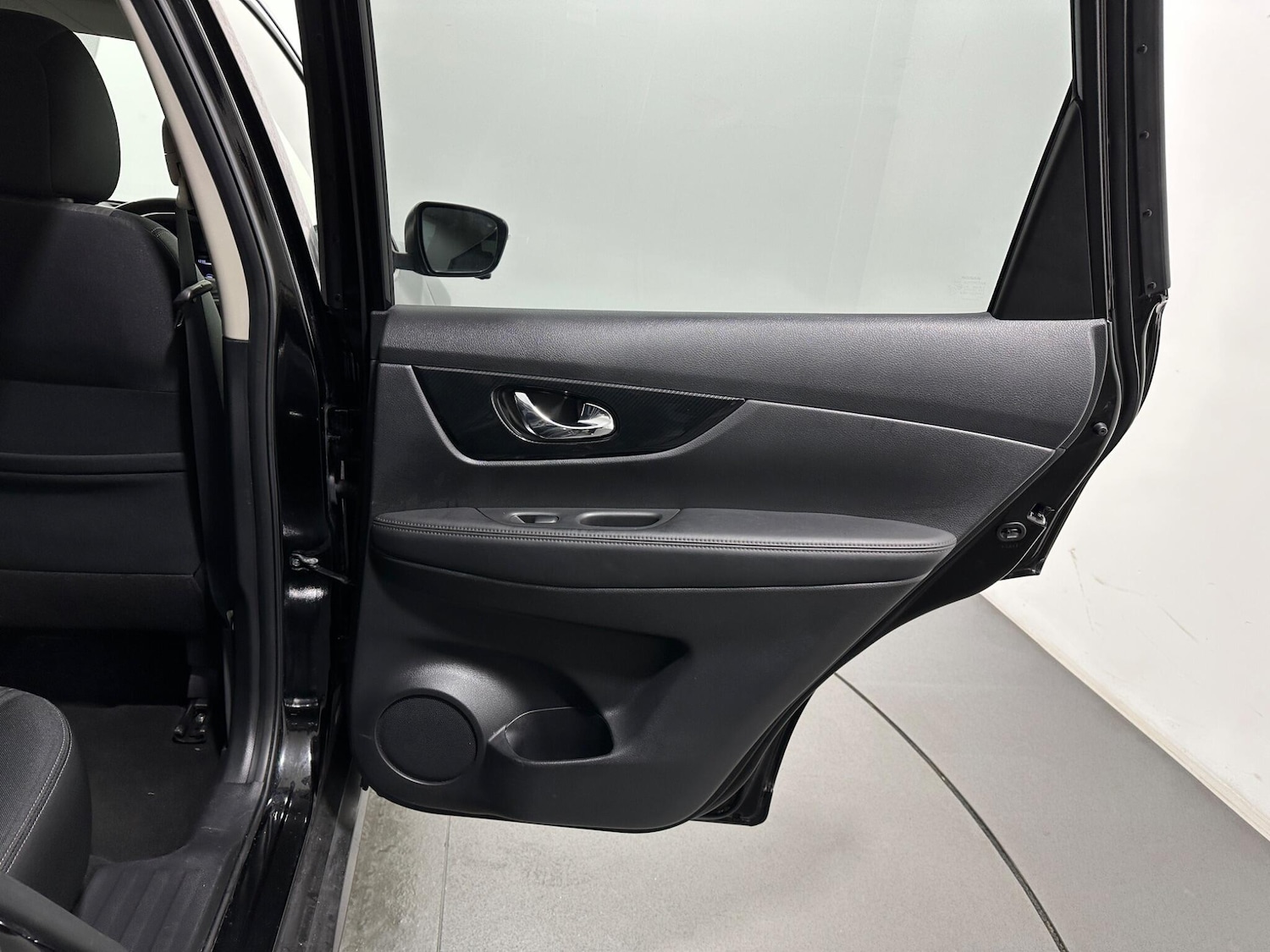 Used Nissan X-Trail 2018 for sale - 76878877: Photo 39