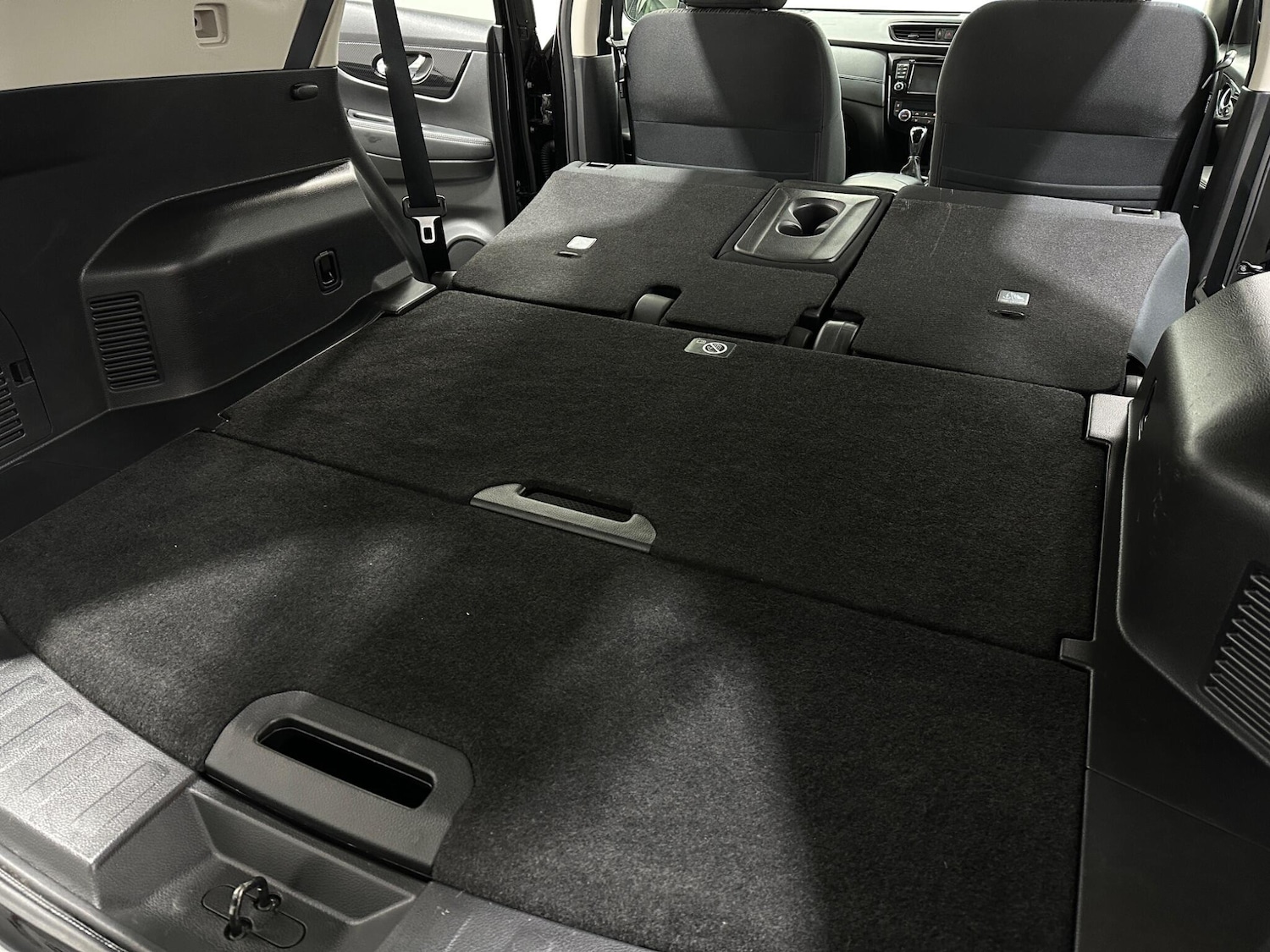 Used Nissan X-Trail 2018 for sale - 76878877: Photo 41