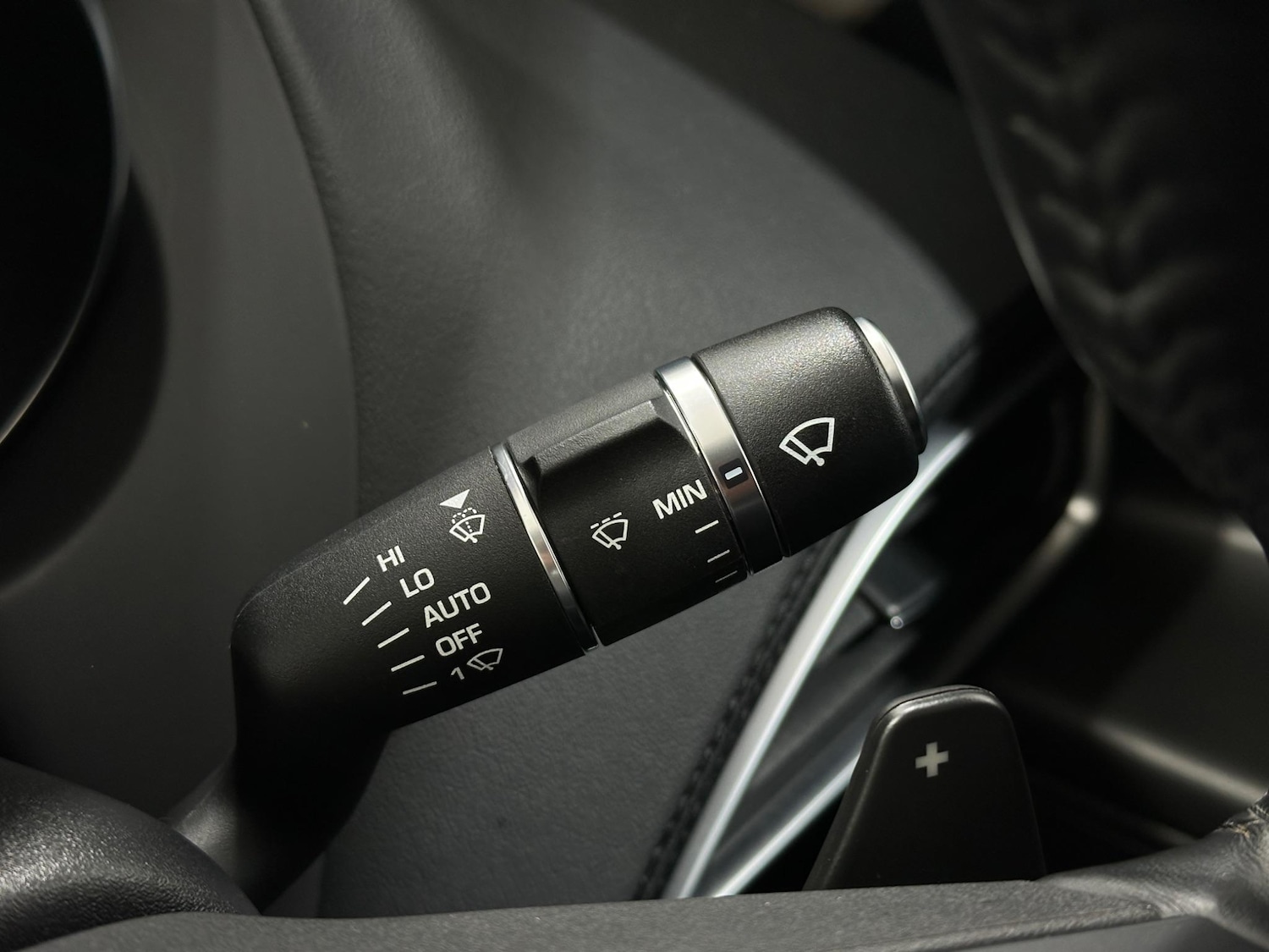 Used Jaguar XE 2018 for sale - 76878509: Photo 16