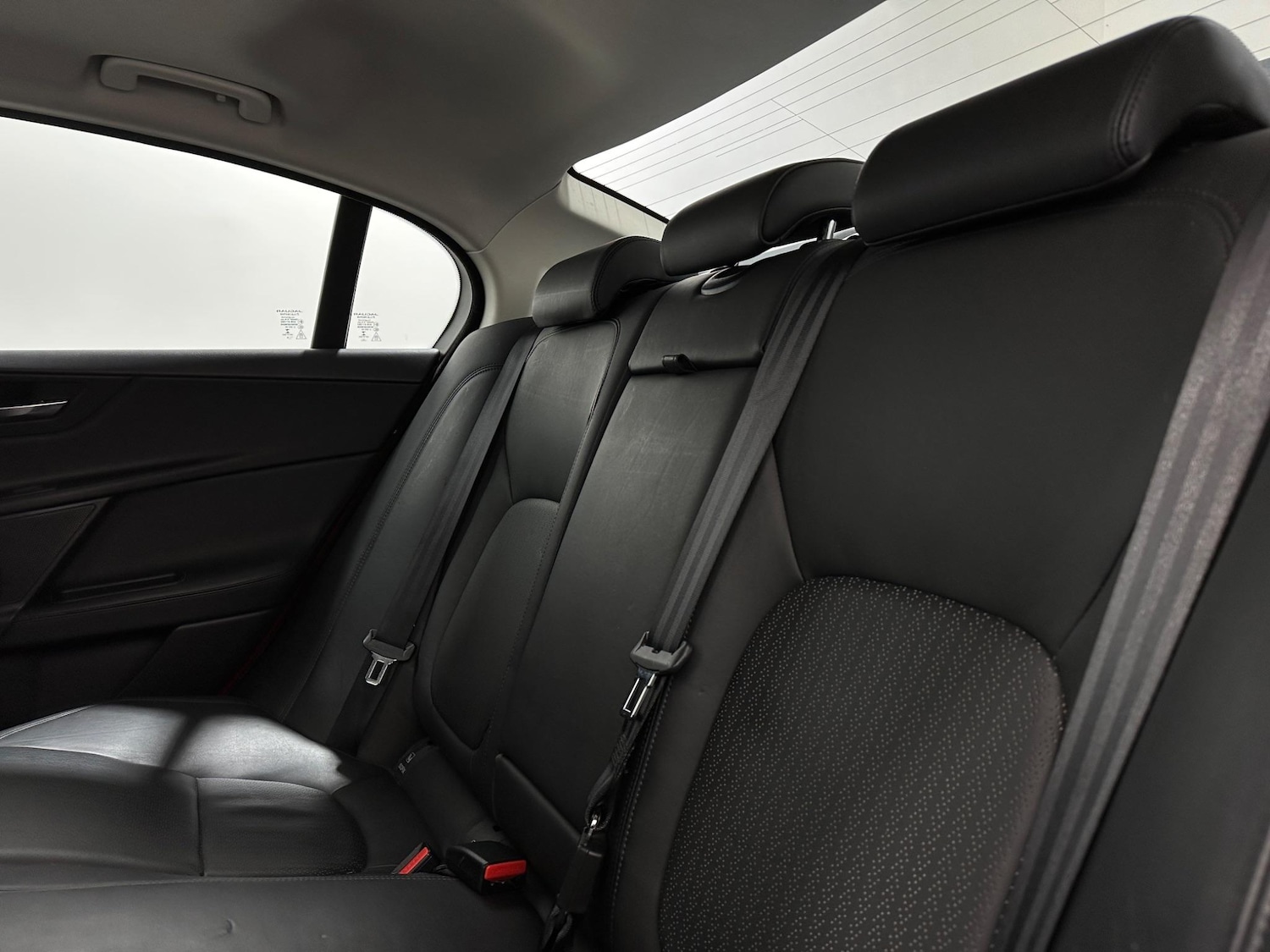 Used Jaguar XE 2018 for sale - 76878509: Photo 36