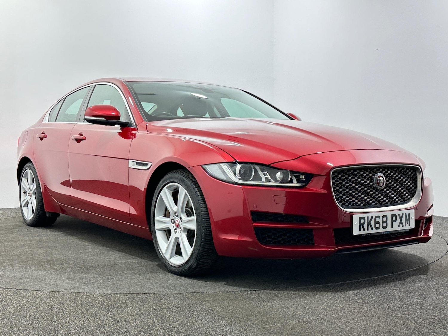 Used Jaguar XE 2018 for sale - 76878509: Photo 51
