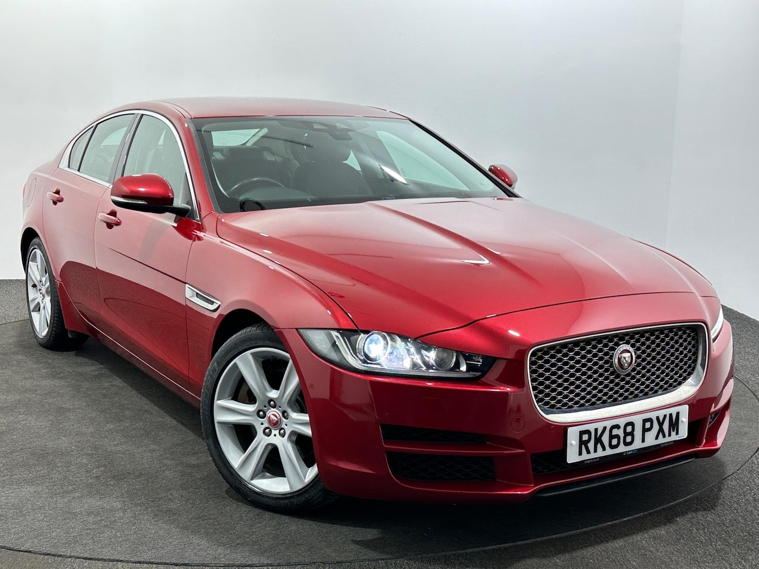 Used Jaguar XE 2018 for sale - 76878509: Photo 53
