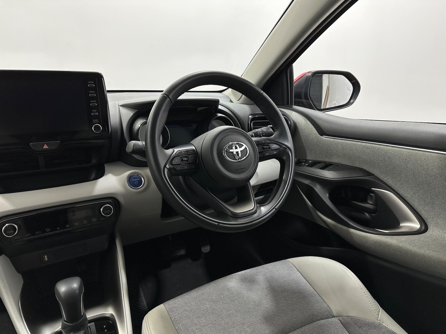Used Toyota Yaris 2021 for sale - 76878517: Photo 11