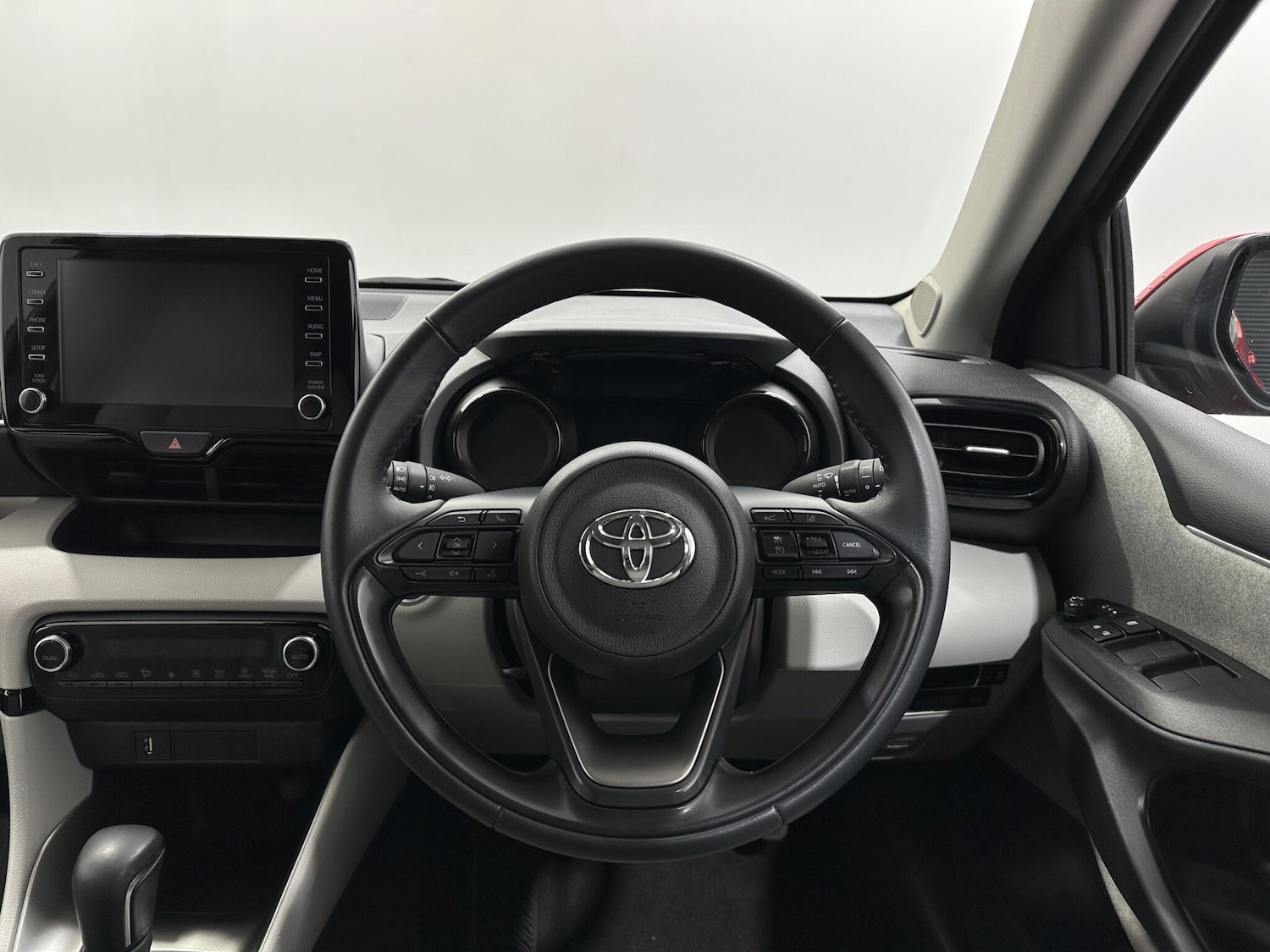 Used Toyota Yaris 2021 for sale - 76878517: Photo 12