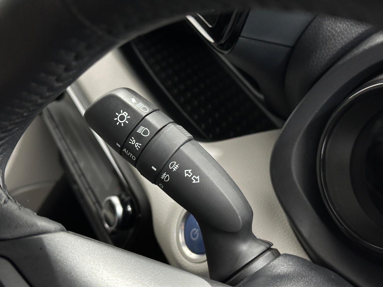 Used Toyota Yaris 2021 for sale - 76878517: Photo 13