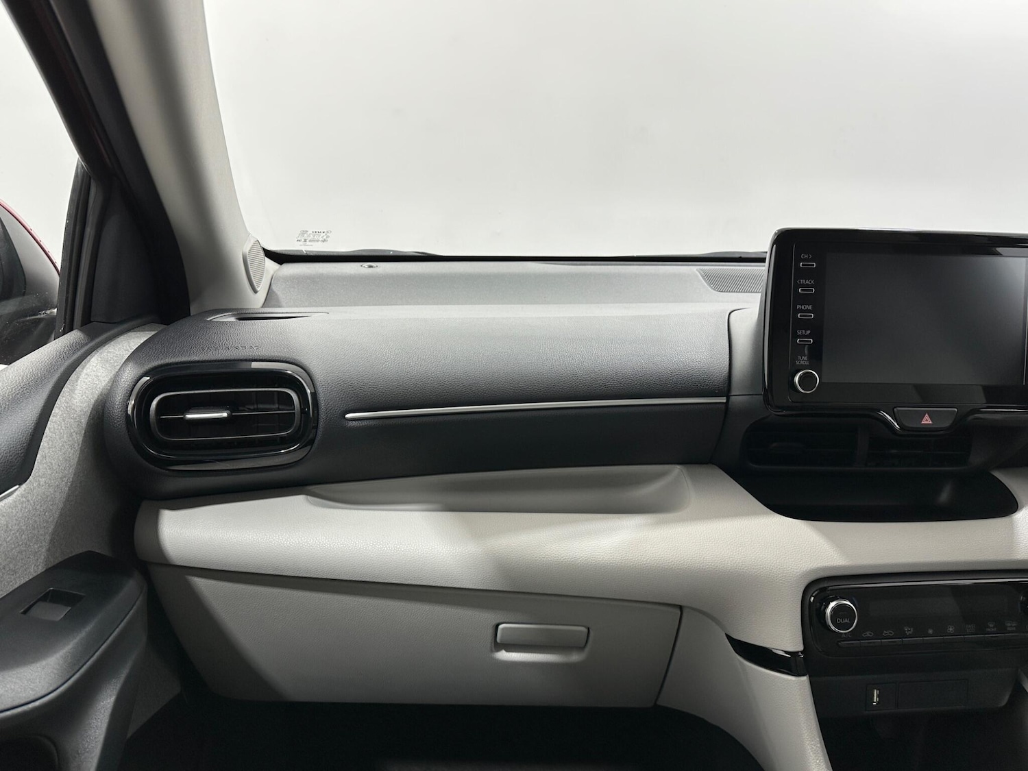 Used Toyota Yaris 2021 for sale - 76878517: Photo 25