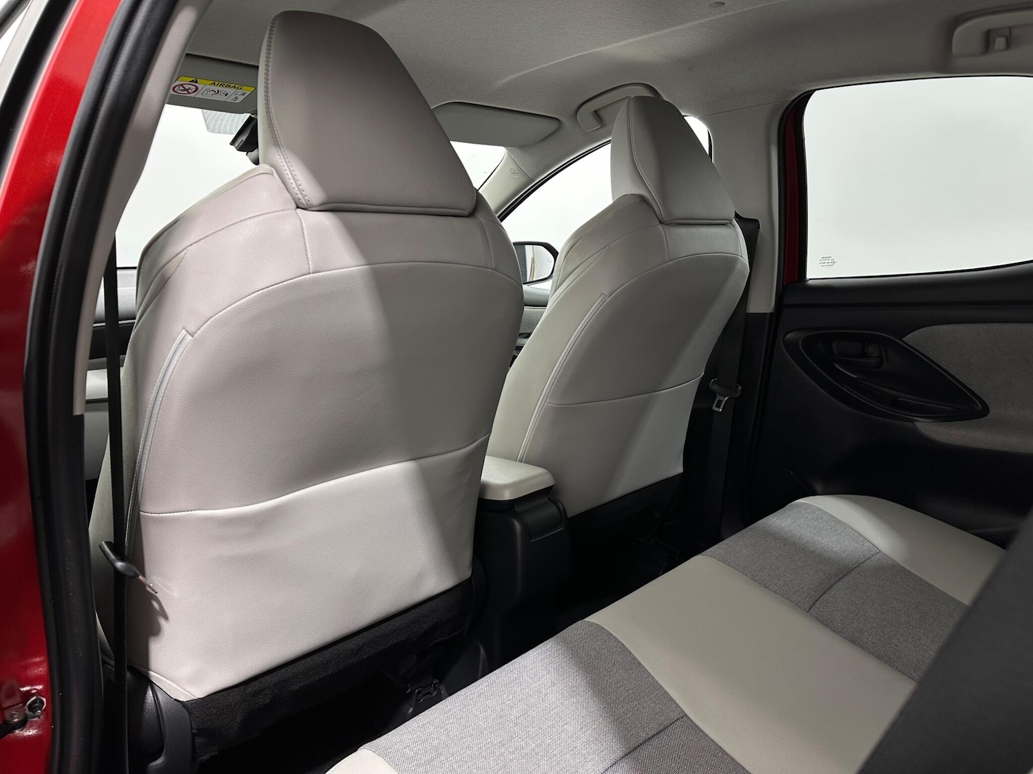 Used Toyota Yaris 2021 for sale - 76878517: Photo 33