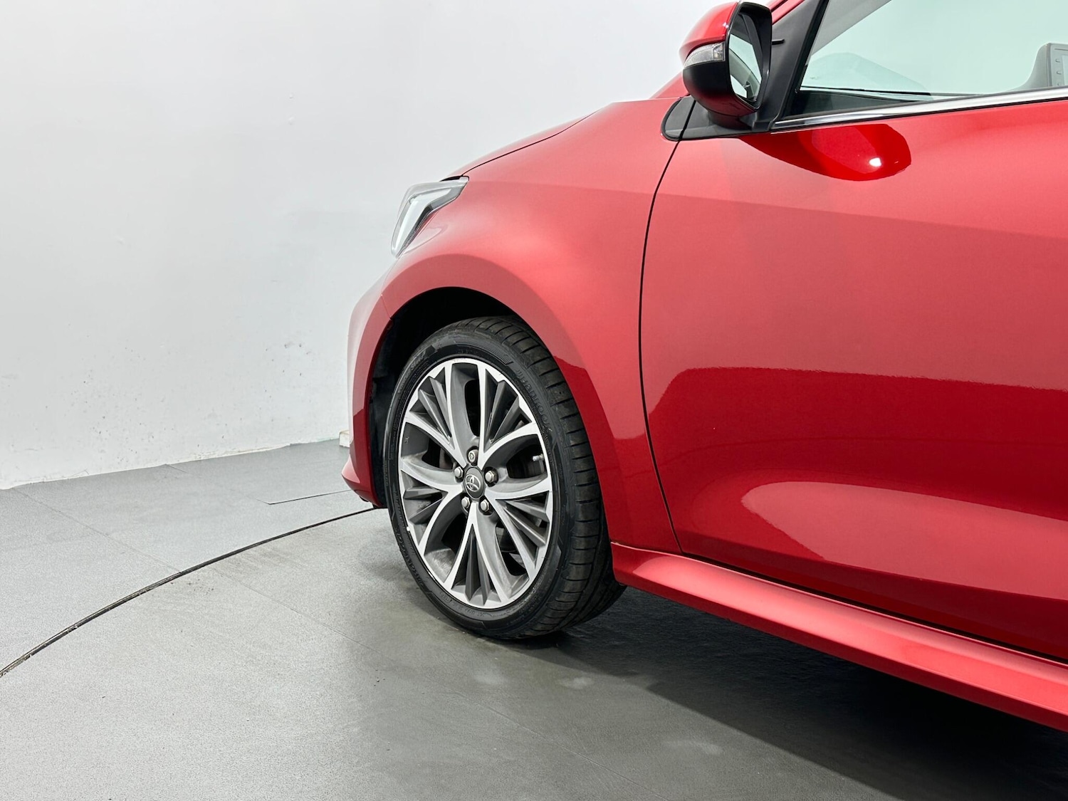 Used Toyota Yaris 2021 for sale - 76878517: Photo 46