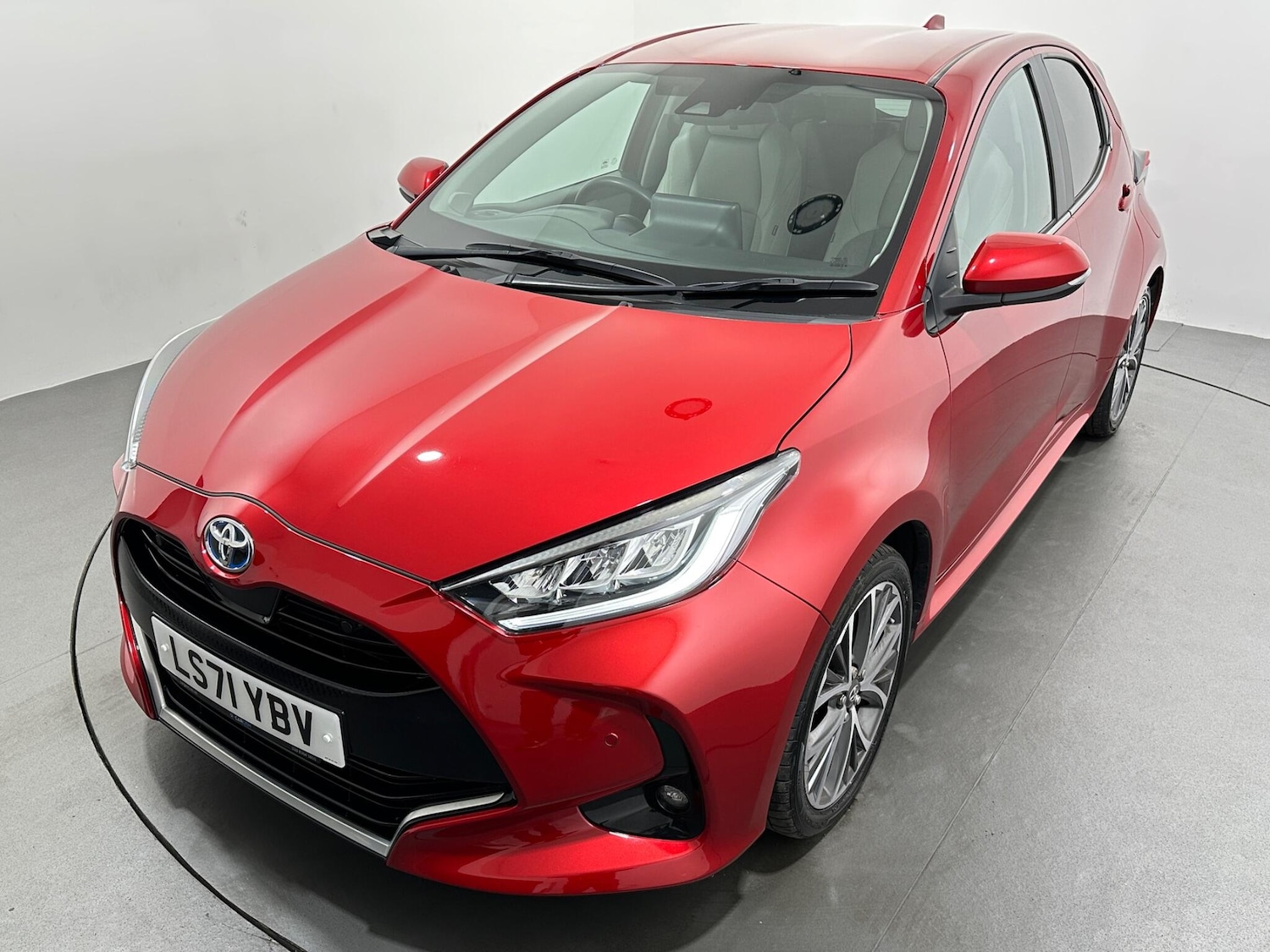 Used Toyota Yaris 2021 for sale - 76878517: Photo 49