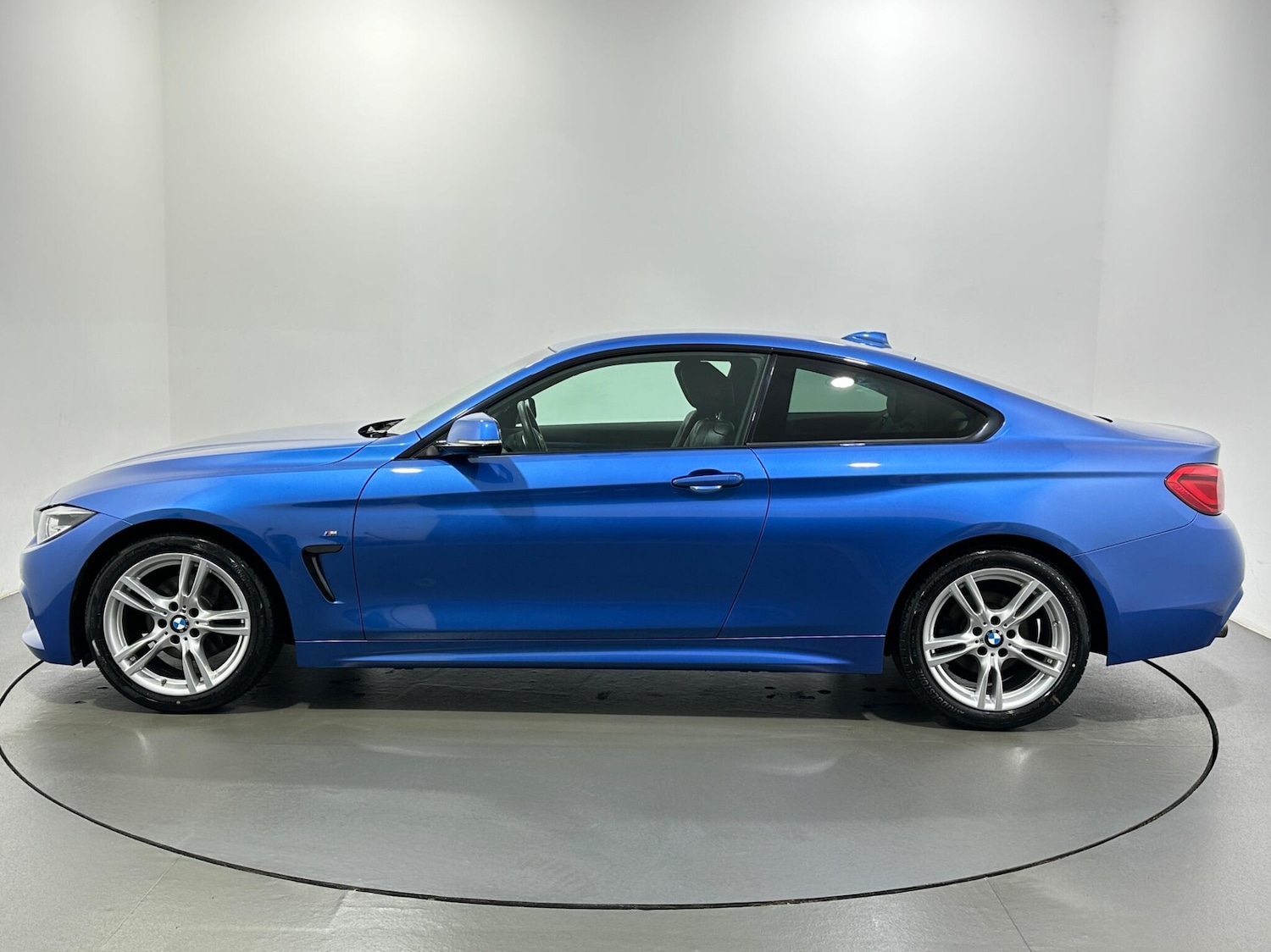 Used BMW 4 Series 2018 for sale - 77467946: Photo 5
