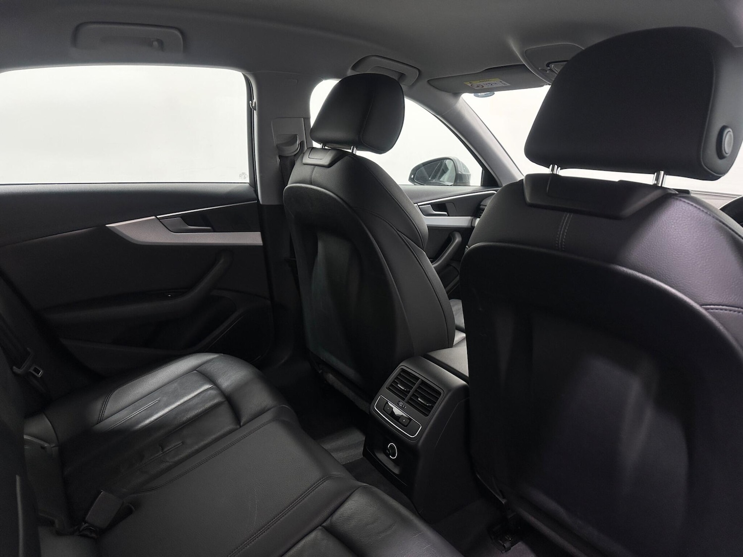 Used Audi A4 for sale - 77783117: Photo 44