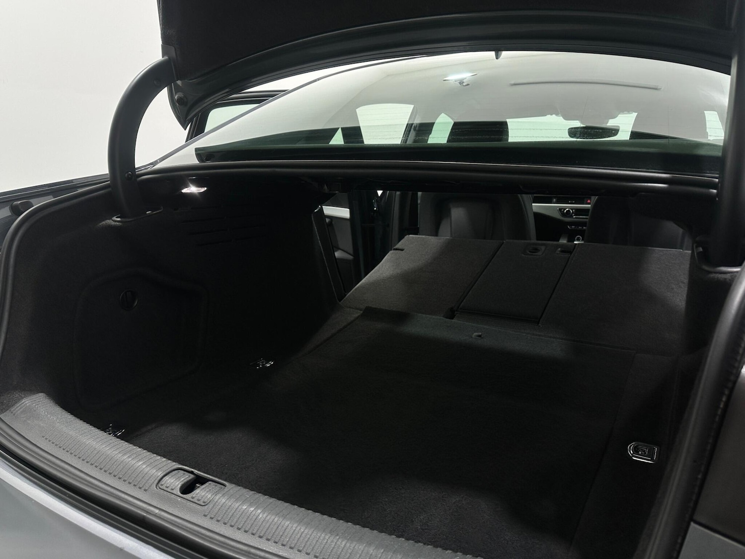 Used Audi A4 for sale - 77783117: Photo 48