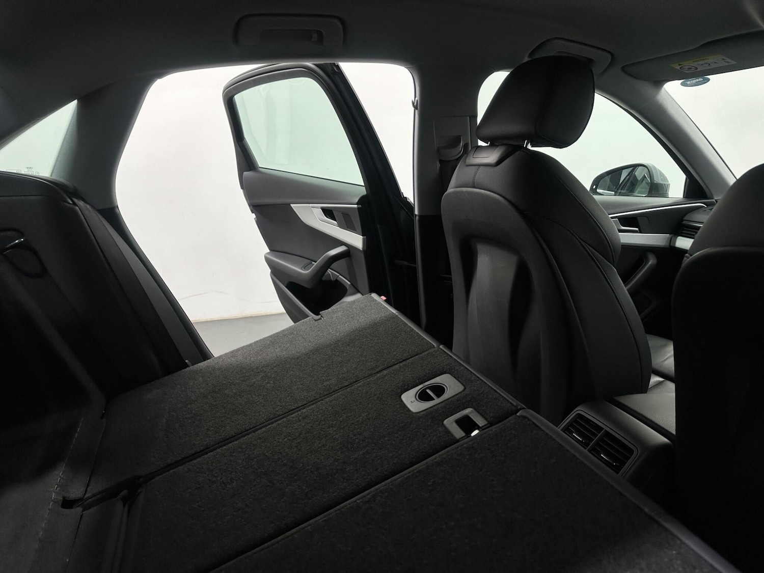 Used Audi A4 for sale - 77783117: Photo 49