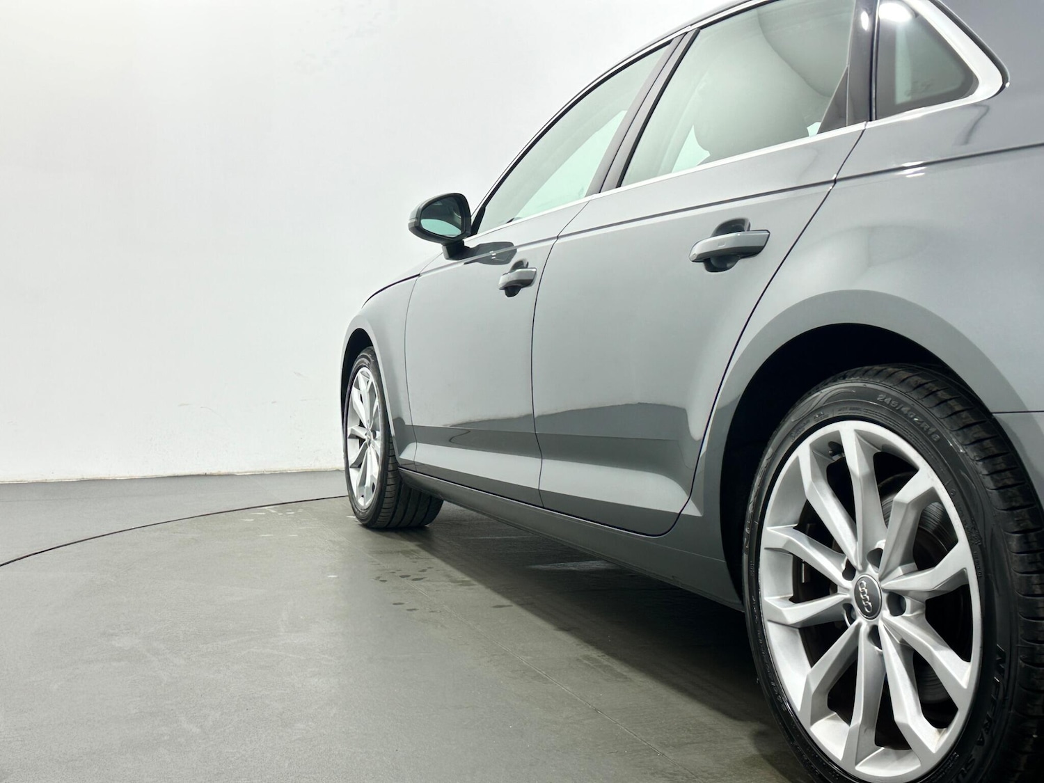 Used Audi A4 for sale - 77783117: Photo 52