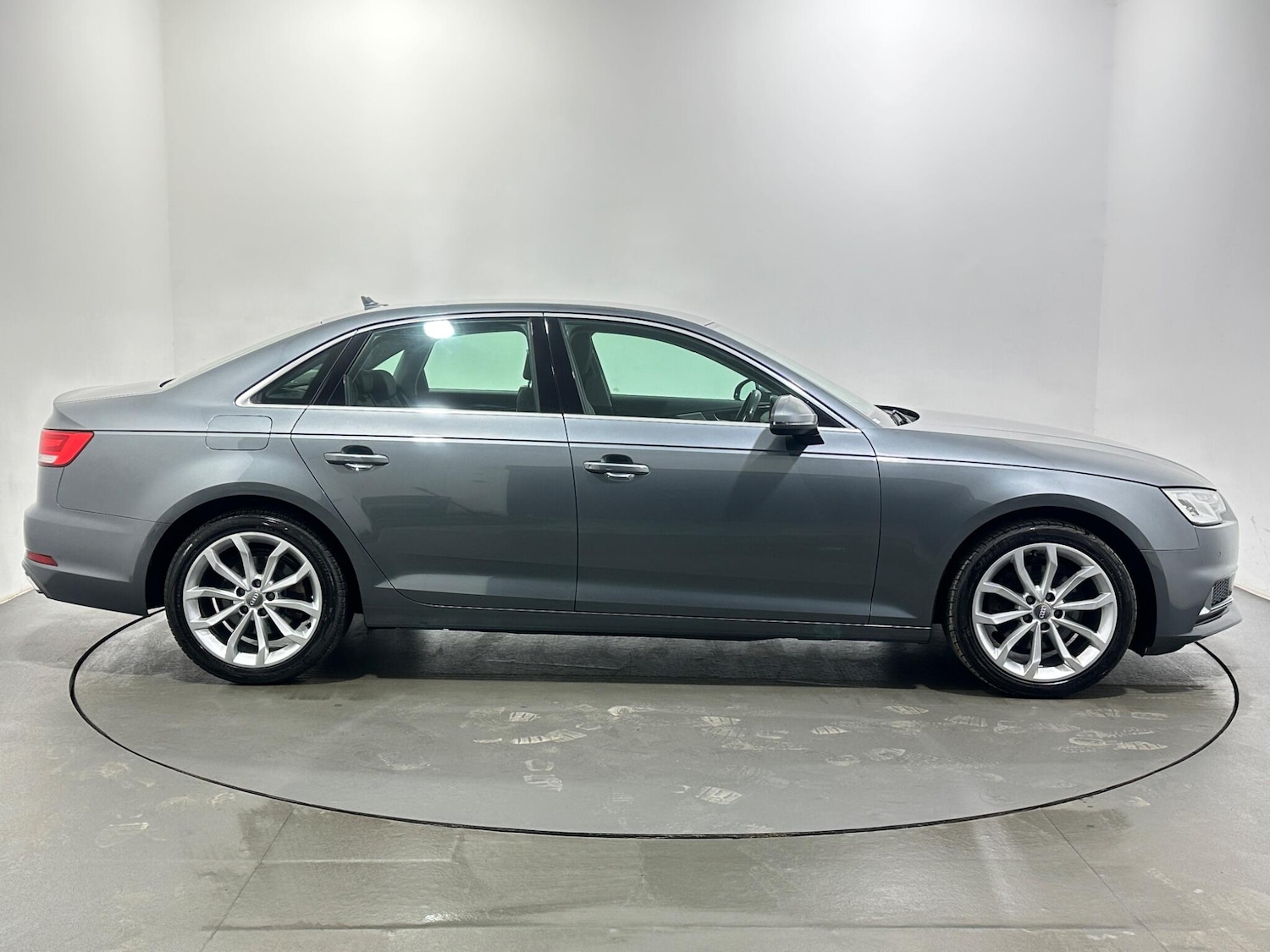 Used Audi A4 for sale - 77783117: Photo 9