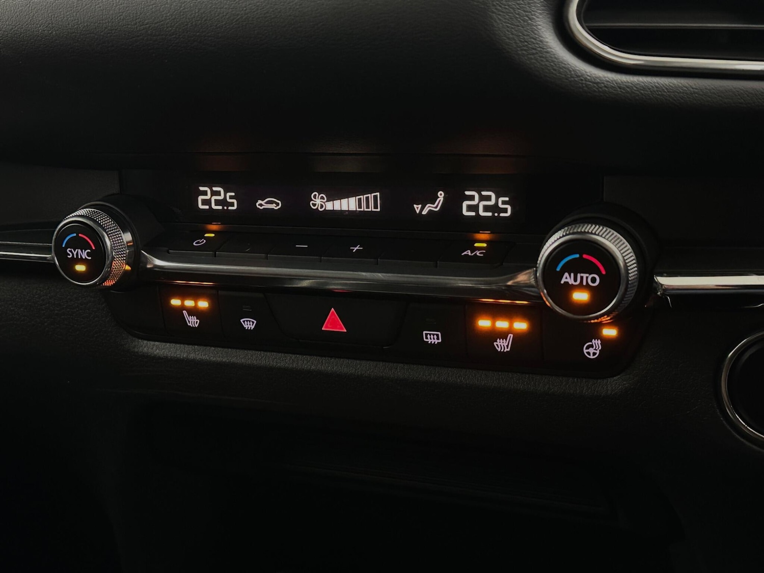 Used Mazda CX-30 2022 for sale - 76878814: Photo 21