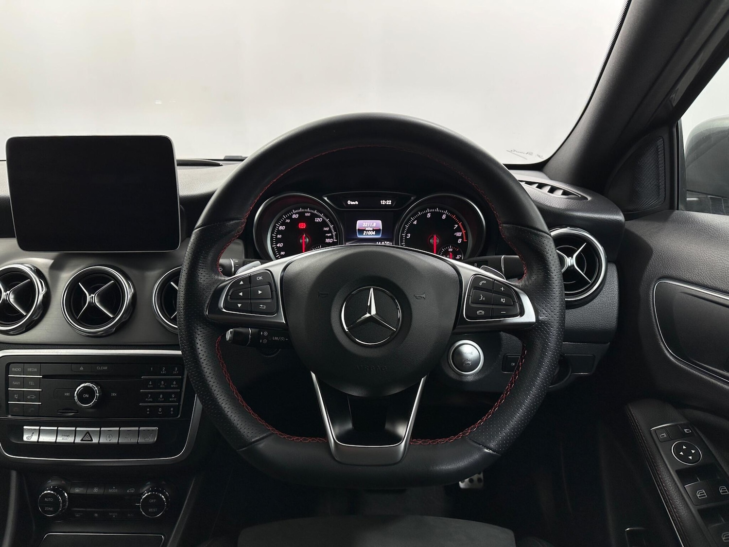 Used Mercedes-Benz GLA 2019 for sale - 76879014: Photo 12