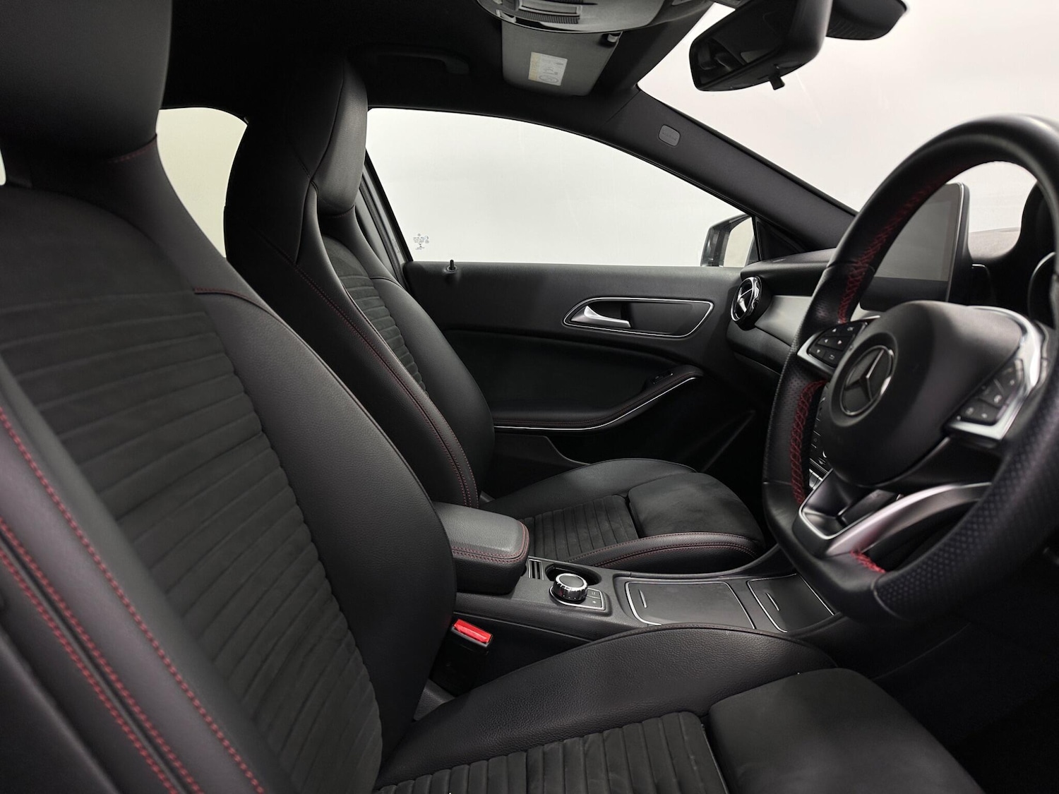 Used Mercedes-Benz GLA 2019 for sale - 76879014: Photo 29