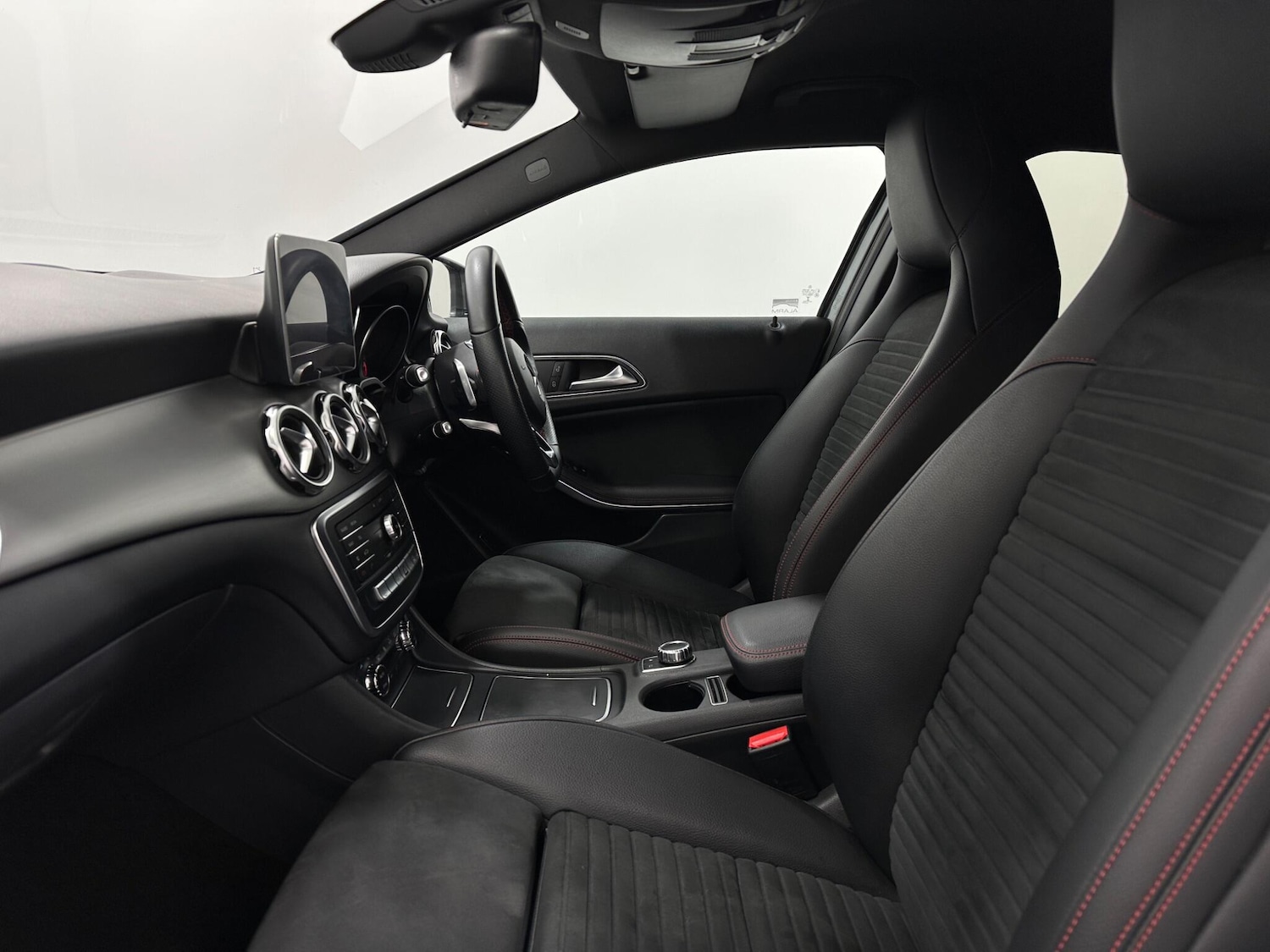 Used Mercedes-Benz GLA 2019 for sale - 76879014: Photo 32