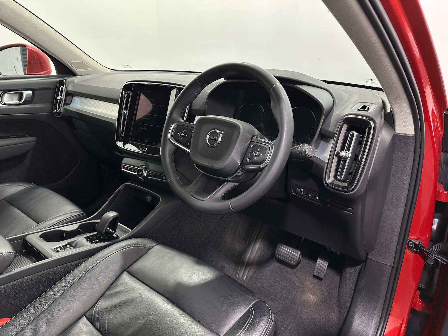 Used Volvo XC40 2021 for sale - 77255537: Photo 10